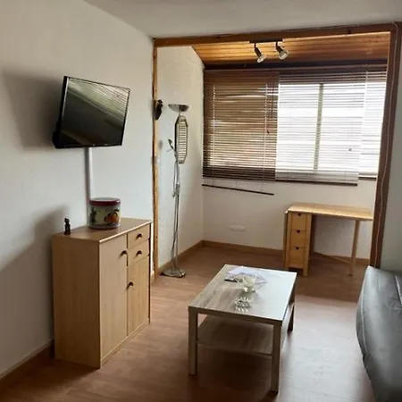 아파트 5 Personnes, A Deux Pas, Parking Gratuit - Fr-1-749-20 아그
